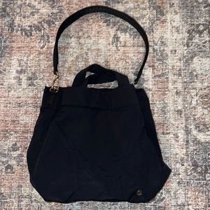 Lululemon gym bag on my level